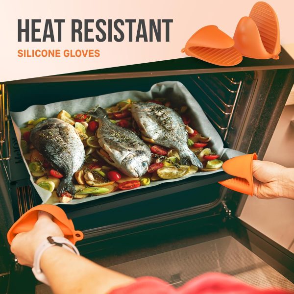 Cast Iron Griddle, Reversible Grill/Griddle + Cast Iron Press + Pan Scraper + Pinch Mitts, Grill Pan For Stove Top, Gas Grill, Indoor & Outdoor Cooking - Pre Seasoned & Non-stick (9.5" x 16.75") - Image 6